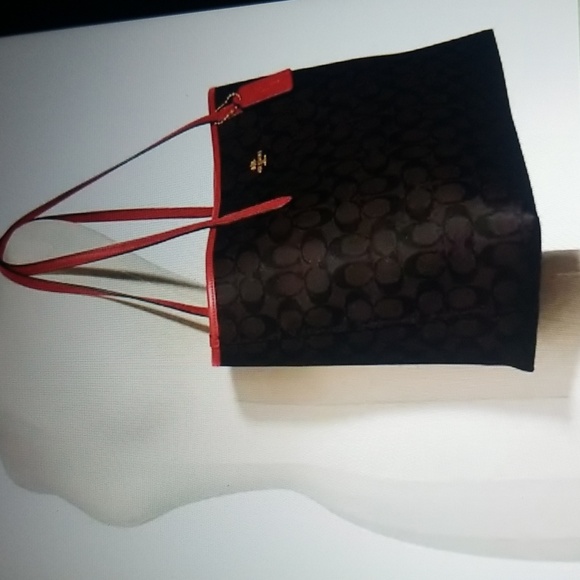 Coach Signature City Tote NWT🛍 - Picture 2 of 16